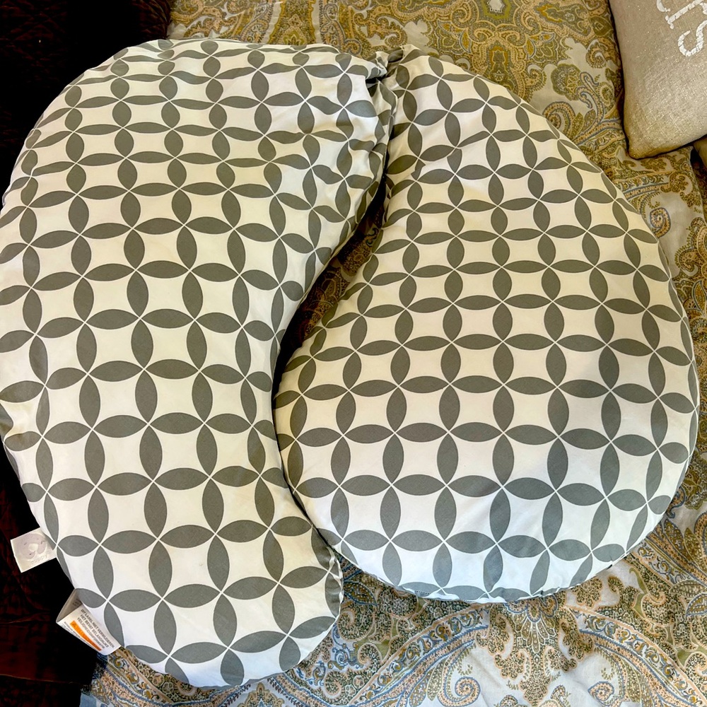 Maternity pillow